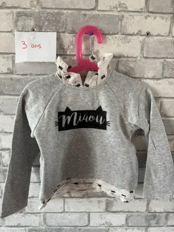 Pull gris miaou