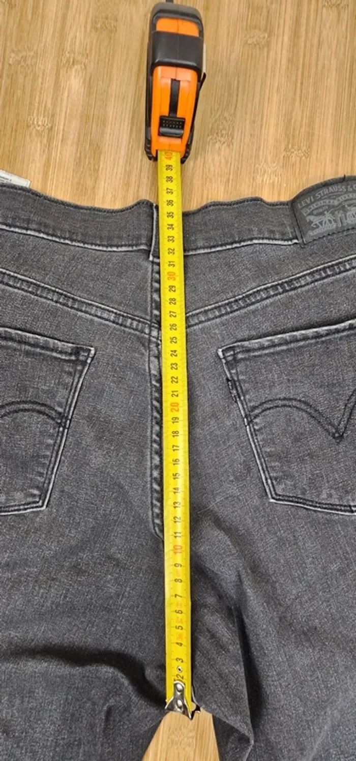 Levi's Classic crop T:48 W33 - photo numéro 17