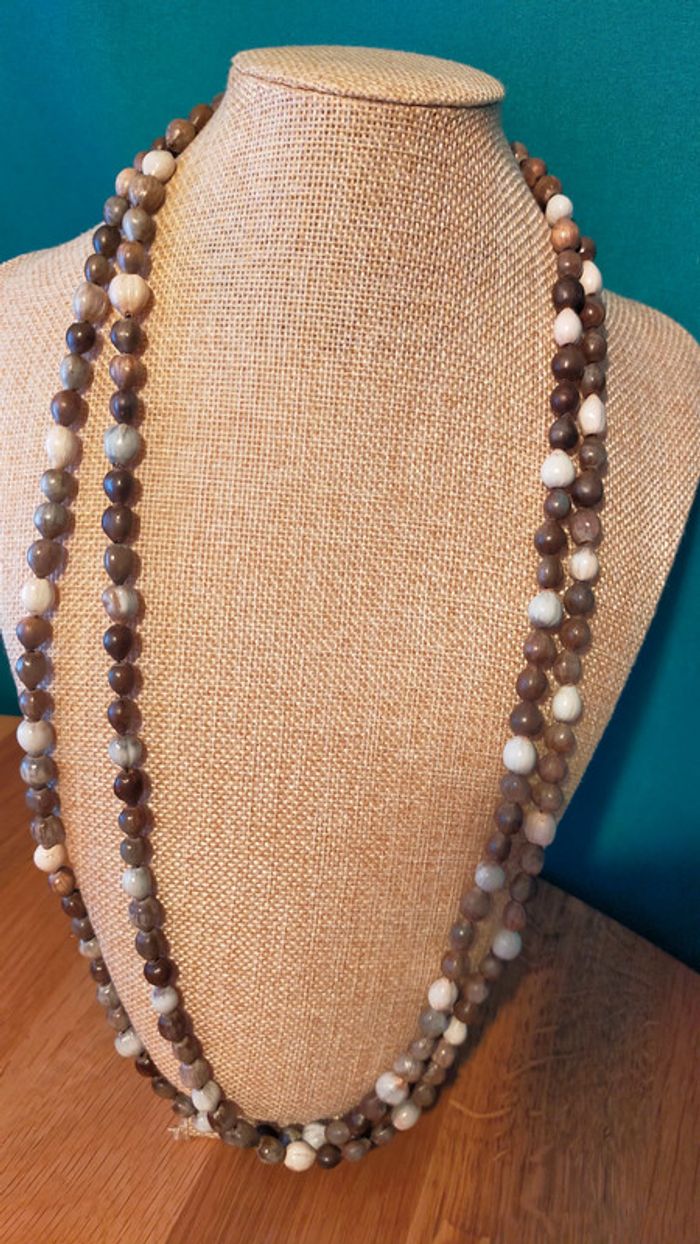 Collier long en graines naturelles – Tons bruns et crème - Collection Terres d’Ailleurs - photo numéro 12