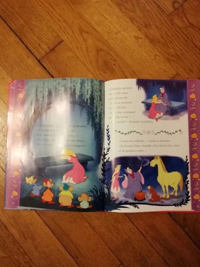 Livre "cendrillon" Disney - photo numéro 2