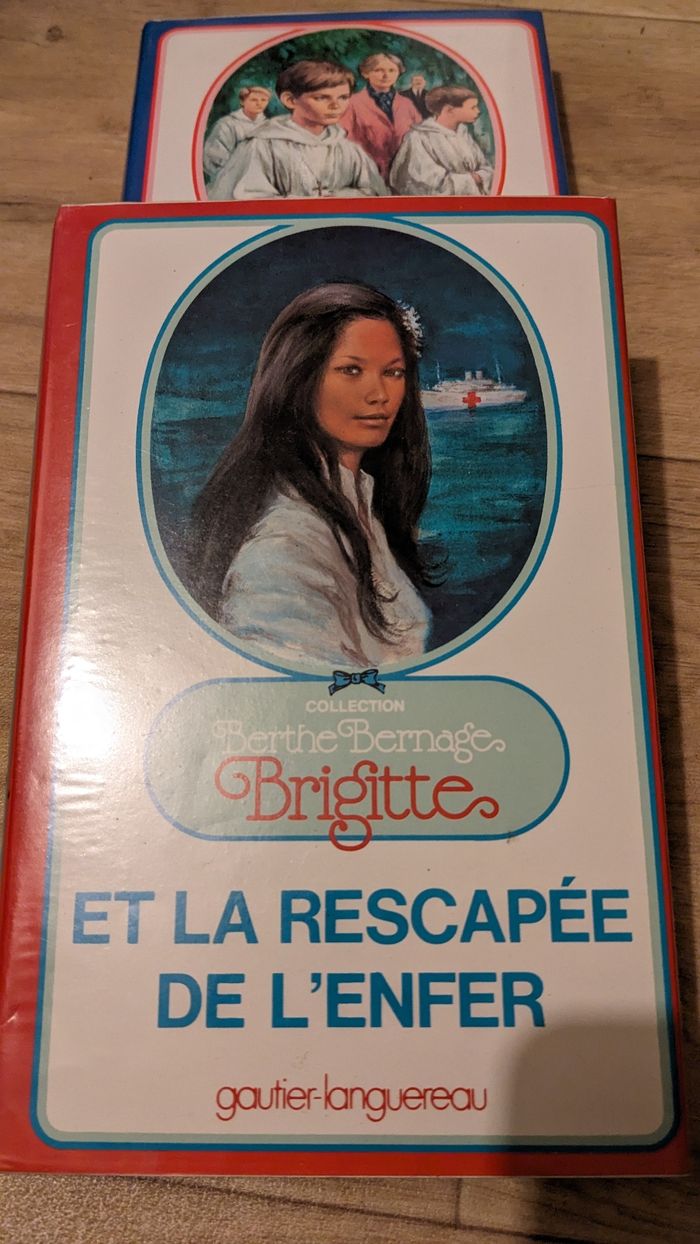 Deux volumes " Brigitte"