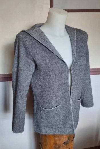 Cardigan  capuche  Armand Thierry  taille 1