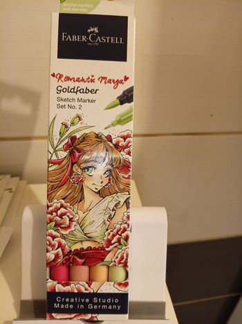 Boite neuve de 4 Feutres 2 en 1 Faber-Castell  - embout pinceau et embout fin