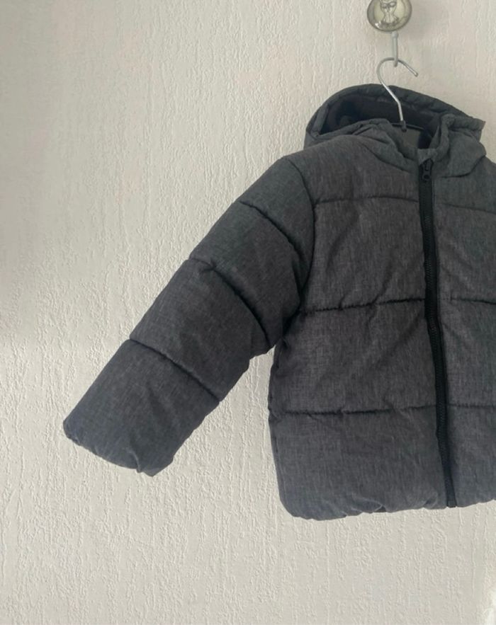 doudoune grise avec capuche In Extenso  18 mois - photo numéro 3