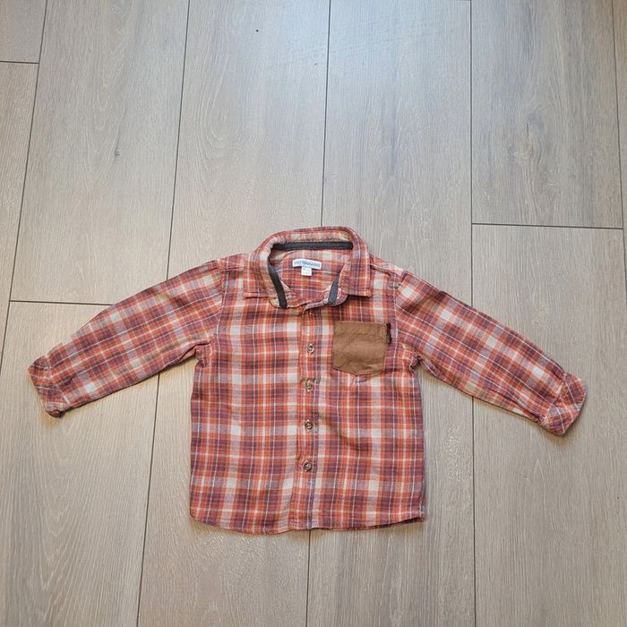 Chemise orange et marron. Garçon 18 mois. Marque Vertbaudet