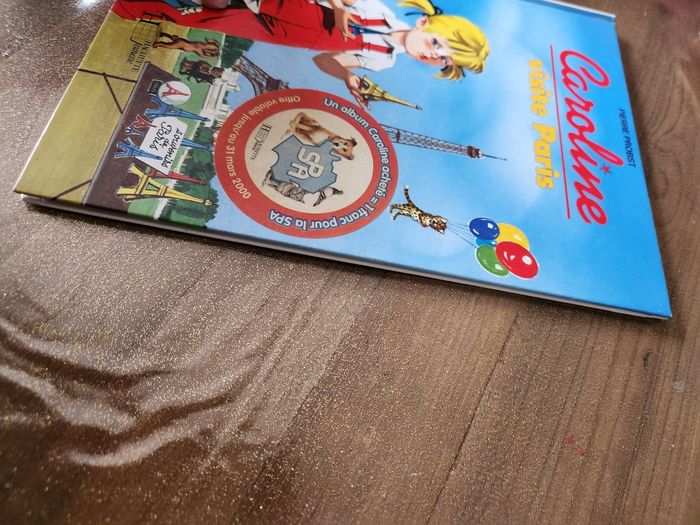 Livre enfant : Caroline visite Paris - photo numéro 4