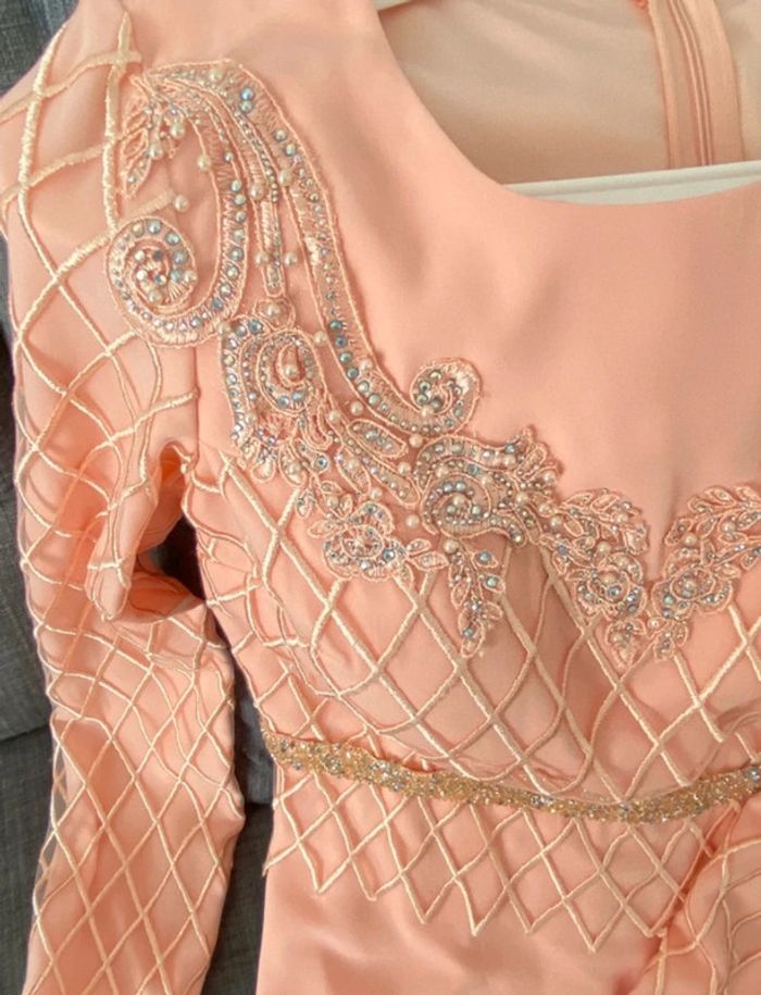 Magnifique robe de soirée - photo numéro 2