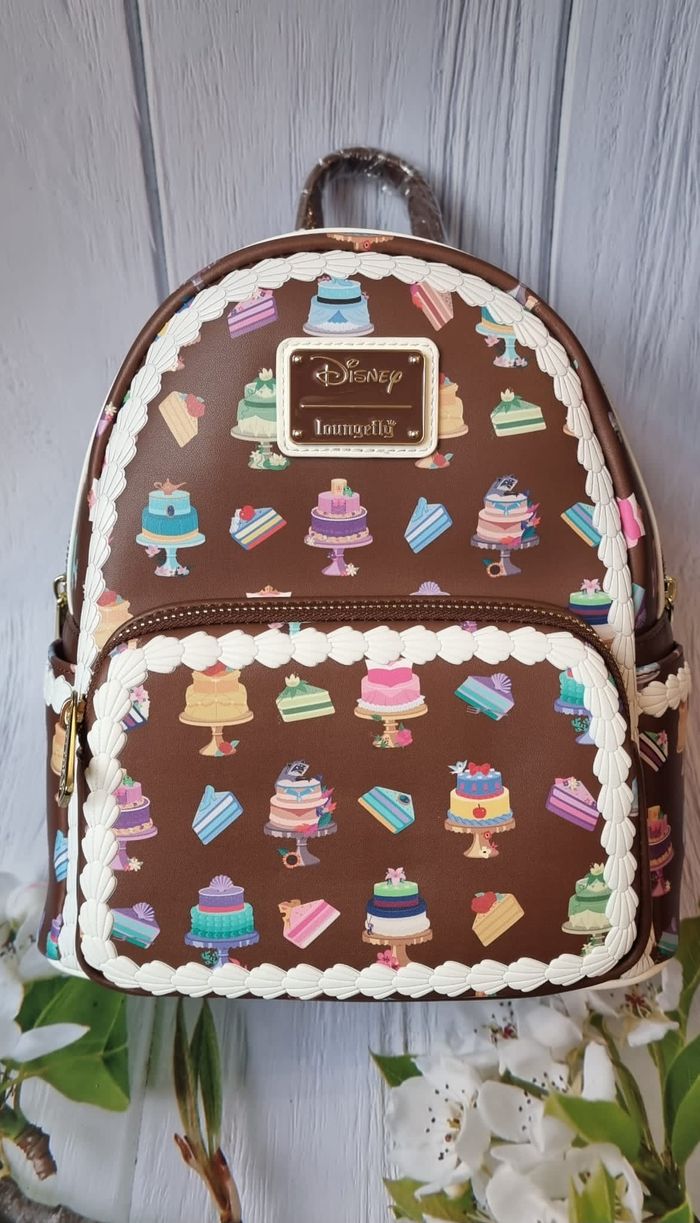 DISNEY - Princess Cakes - Sac à dos LoungeFly '23x28x10cm' - photo numéro 3