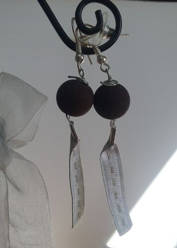 boucles d'oreilles pendantes