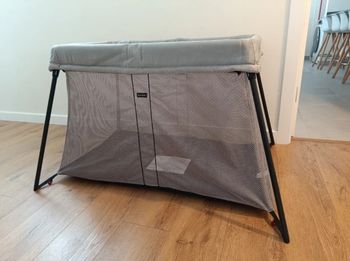 Lit parapluie babybjorn light