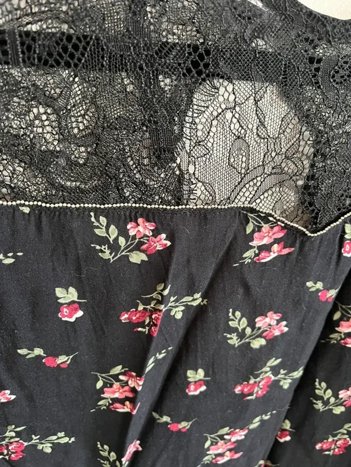 Blouse manches courtes fleurs dentelle taille s sexy - photo numéro 2
