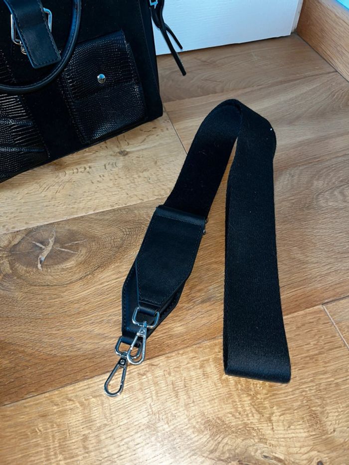 Sac à main noir avec bandoulière - photo numéro 7