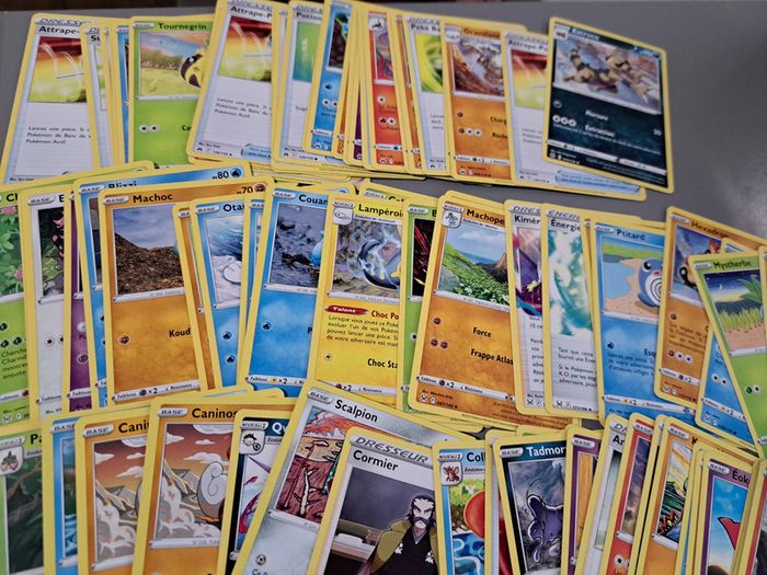 Lot de 129 cartes pokémon séries EB - FR - photo numéro 3