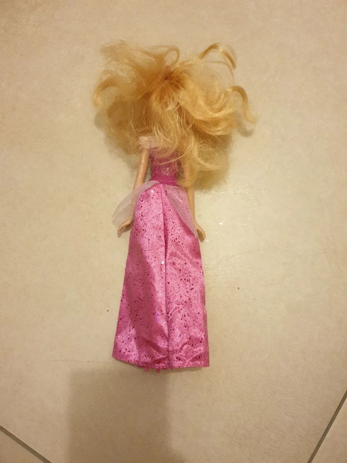 Barbie Aurore - photo numéro 4