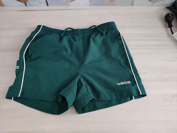 Short garçon vert foncé Adidas 10 ans