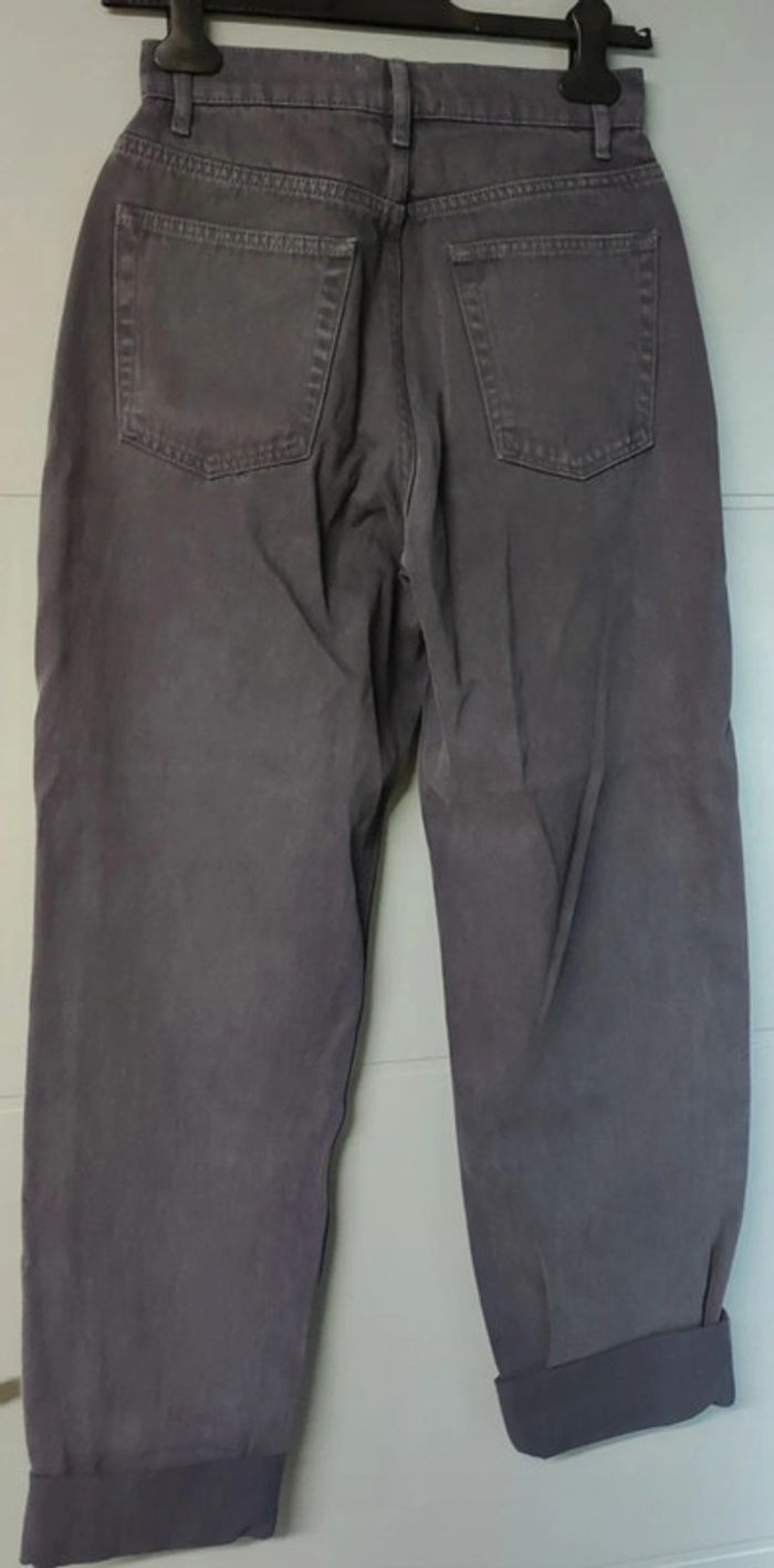 Jean mom gris/reflets lilas Asos - photo numéro 5
