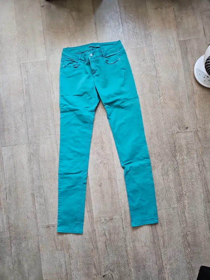 Pantalon bleu cache cache