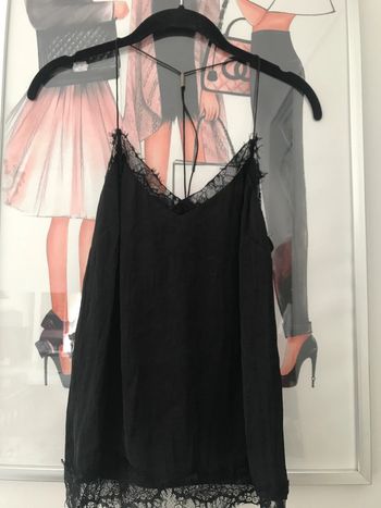 Top satin et dentelle Stradivarius S dos nu en haut