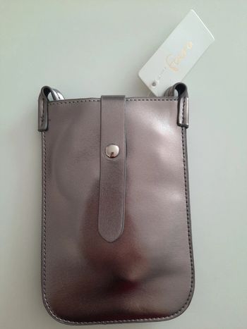 Pochette neuf couleur taupe brillant #lora11accessoires