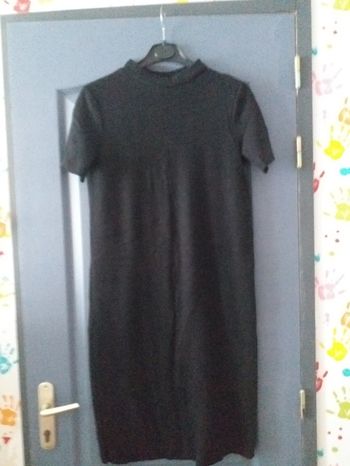 Robe noire  Zara taille s