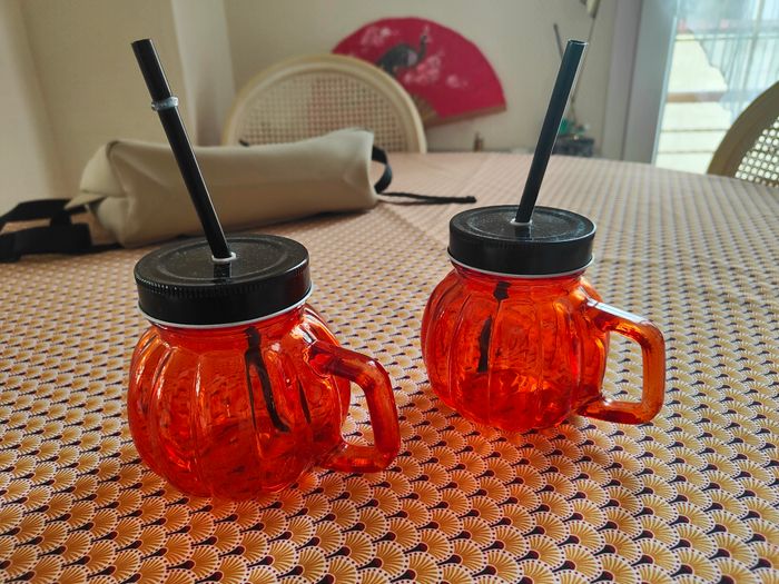 Lot chapeaux et verre citrouille - photo numéro 4