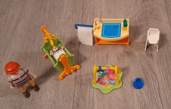 Playmobil 5304 la chambre à coucher de bébé. Très bon état.