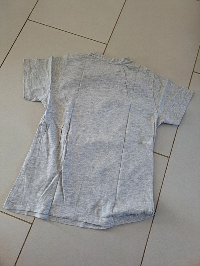 T-shirt 9/10 ans - photo numéro 2