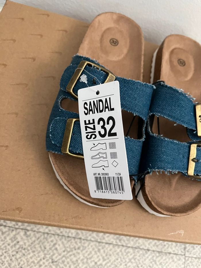 Claquettes / Sandales Pour Enfants Fille Taille (32) - photo numéro 3