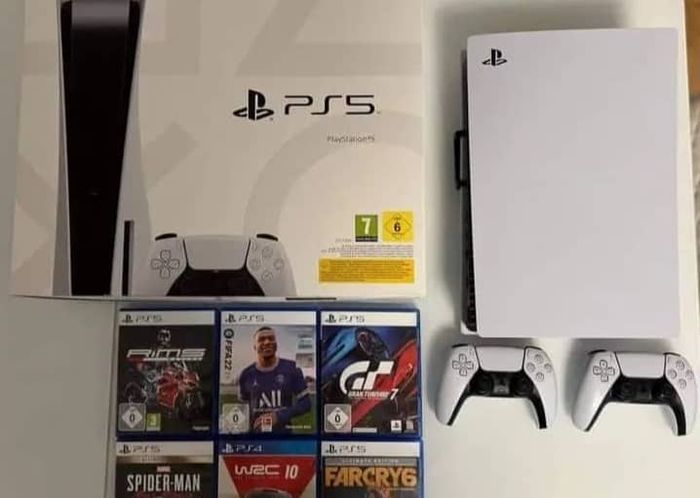 PlayStation 5 - photo numéro 2
