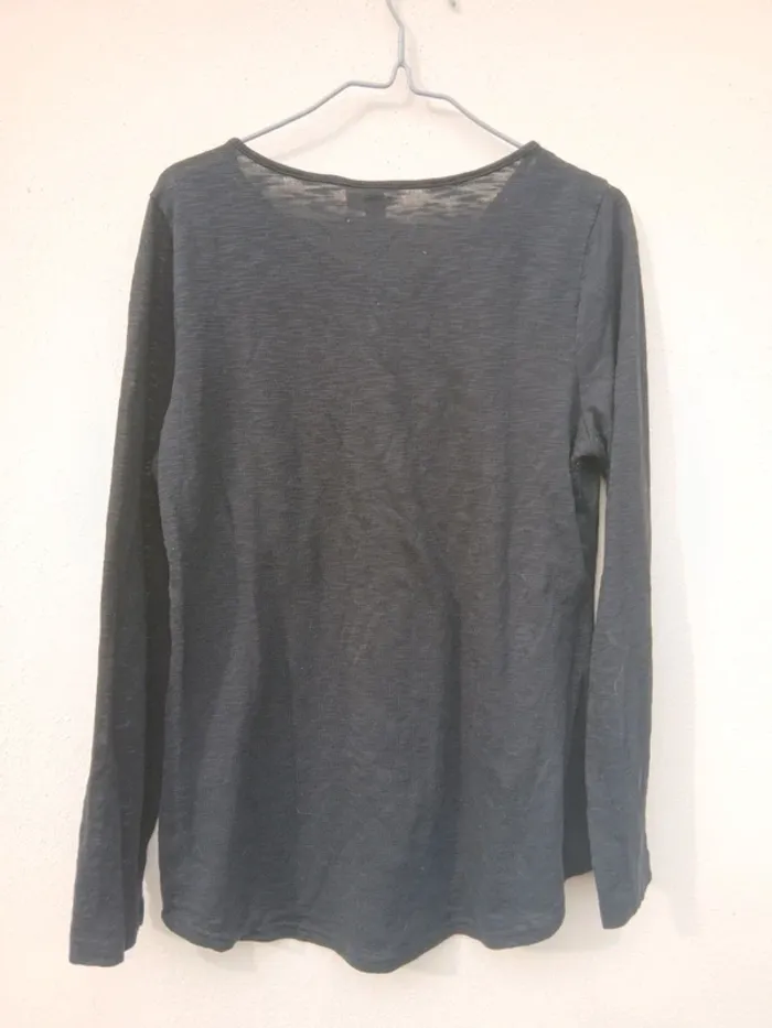 T-shirt manche longue - Taille 40/42 - Très bon état- Marque BodyFlirt - photo numéro 3