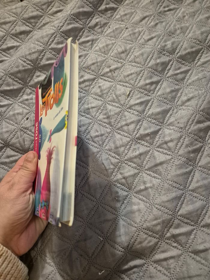 Livre bibliothèque Rose