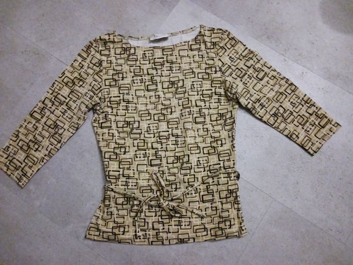 top beige avec ceinture imprimé manches 3-4 Taille 1 Xanaka Neuf - photo numéro 2