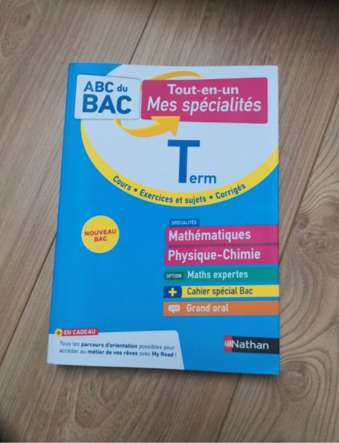 Livre de maths, physique chimie et maths expertes