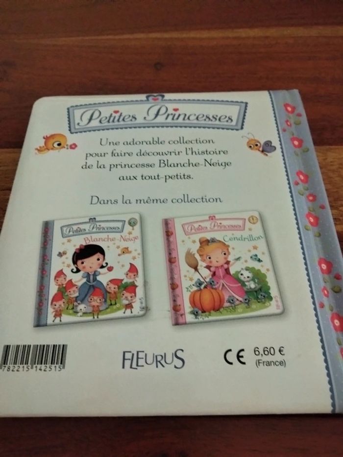 Livre cartonné blanche neige petites princesses fleurus - photo numéro 2