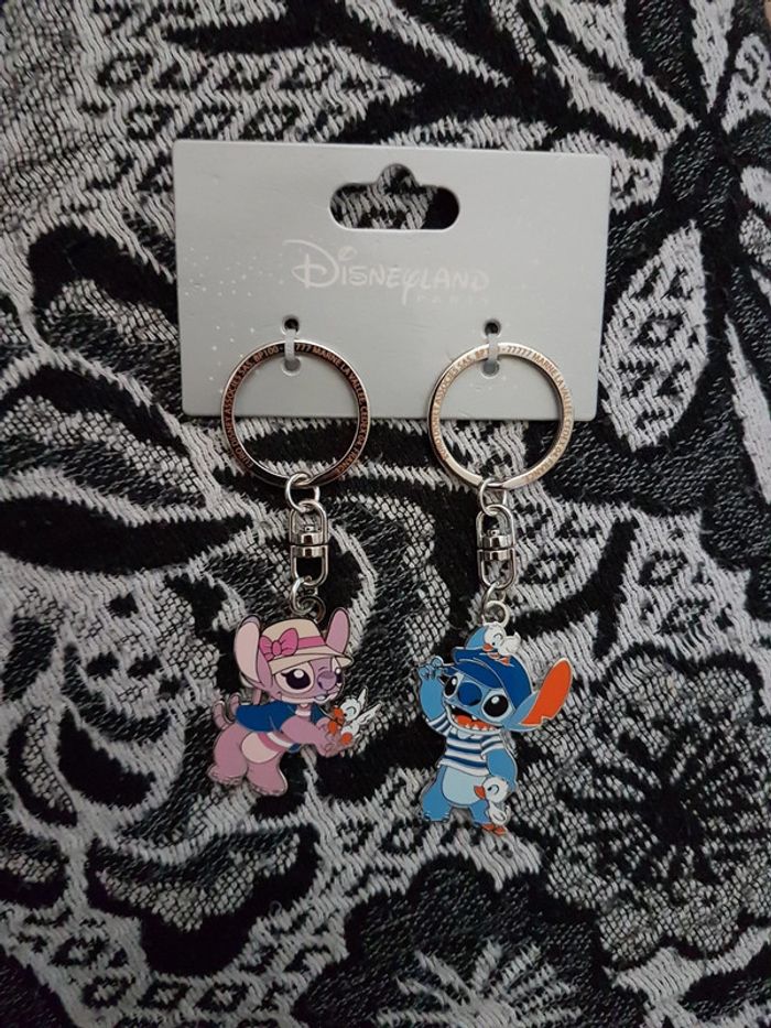 2 porte clés Stitch et Angel
