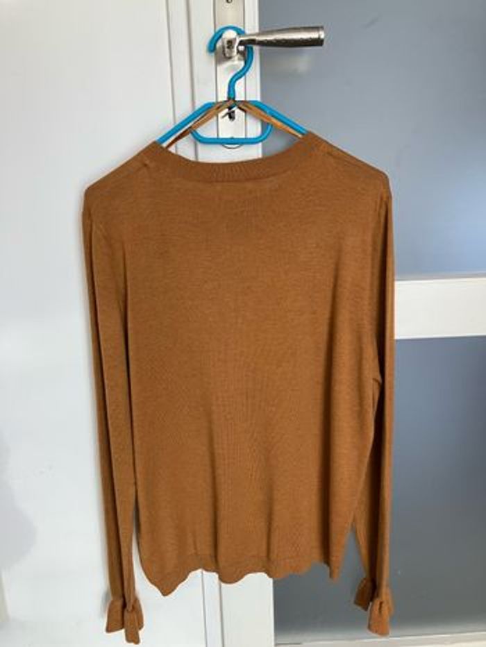 PULL FIN EN LAINE HIVER ET DEMI SAISON TRÈS JOLIE COULEUR  MOUTARDE - photo numéro 2
