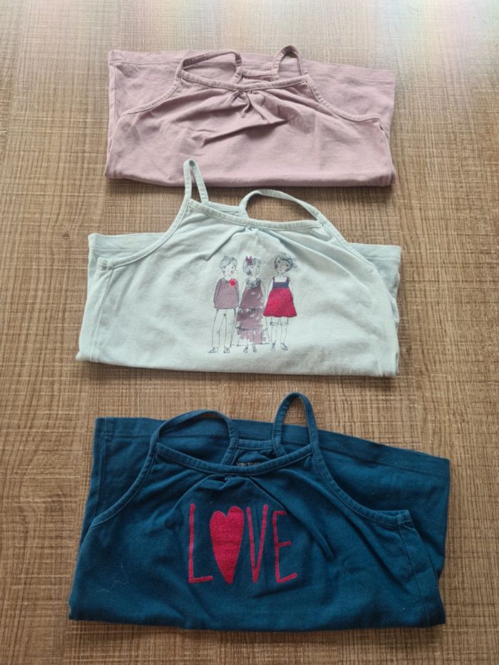 Lot de débardeurs Vertbaudet 2 ans TBE - photo numéro 13