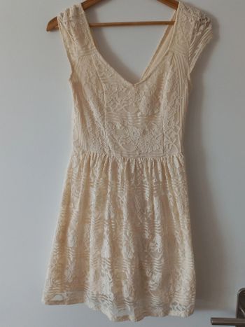 Robe dentelle Hollister