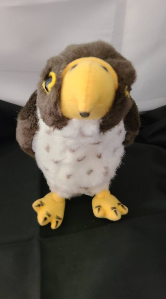 Faucon en peluche en forme de faucon - photo numéro 3