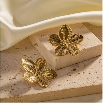 Boucles d'oreilles fleur dorées