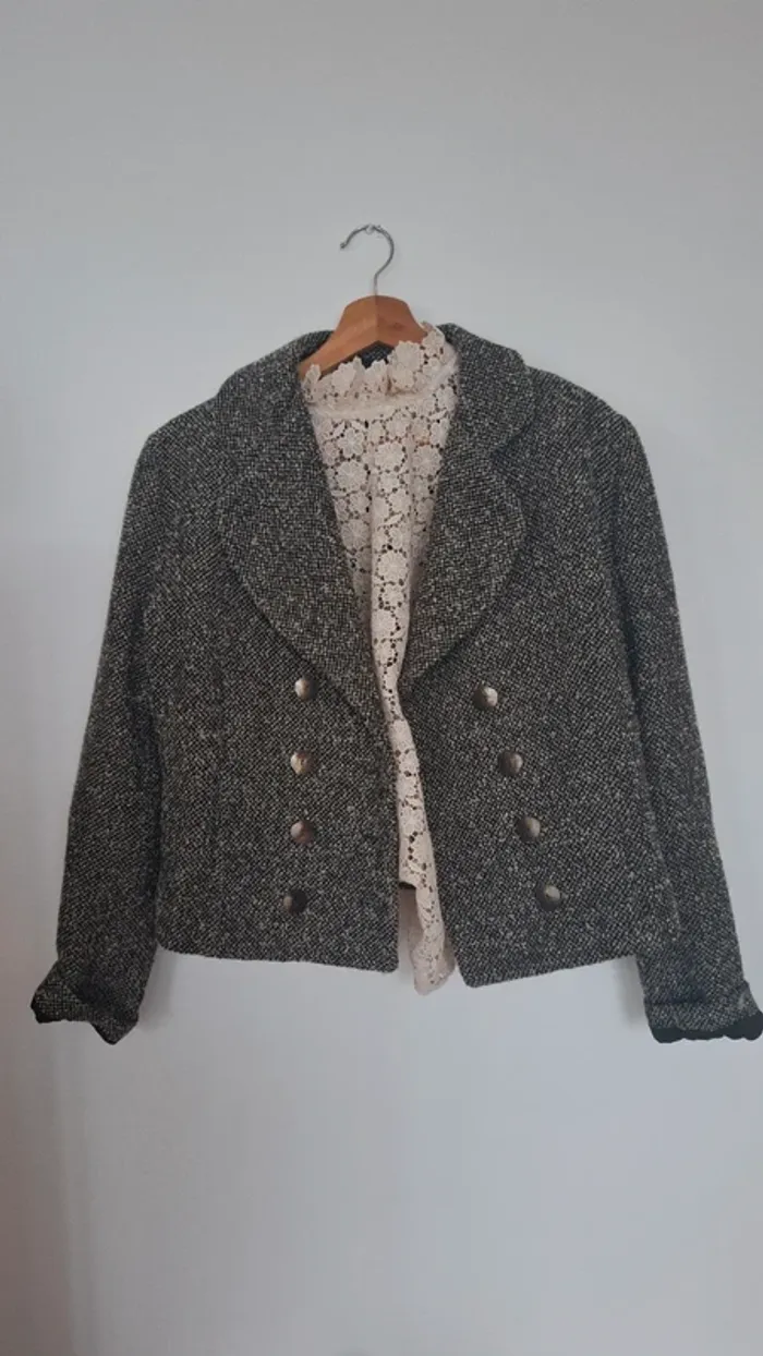Blazer court en Tweed (laine) Yumi Mazao Paris - Made in France Parfait pour les looks automnale - photo numéro 3