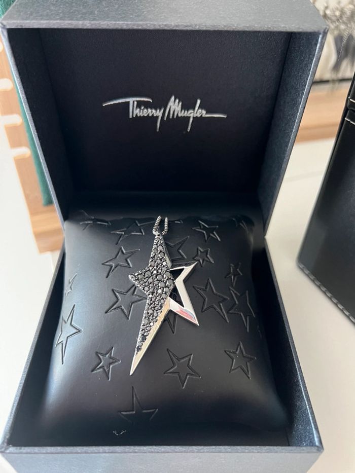 Véritable collier Thierry Mugler - photo numéro 7