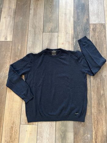 Pull ras du cou