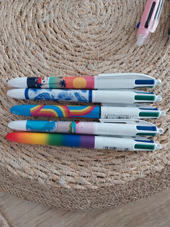 Lots de 5 Stylos Bic 4 couleurs éditions limitées neuf