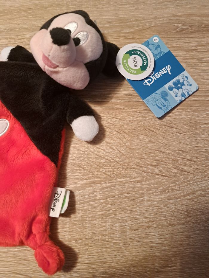 Doudou Mickey neuf - photo numéro 2