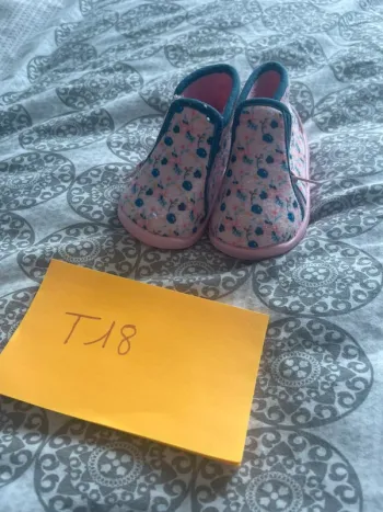 Chausson taille 18