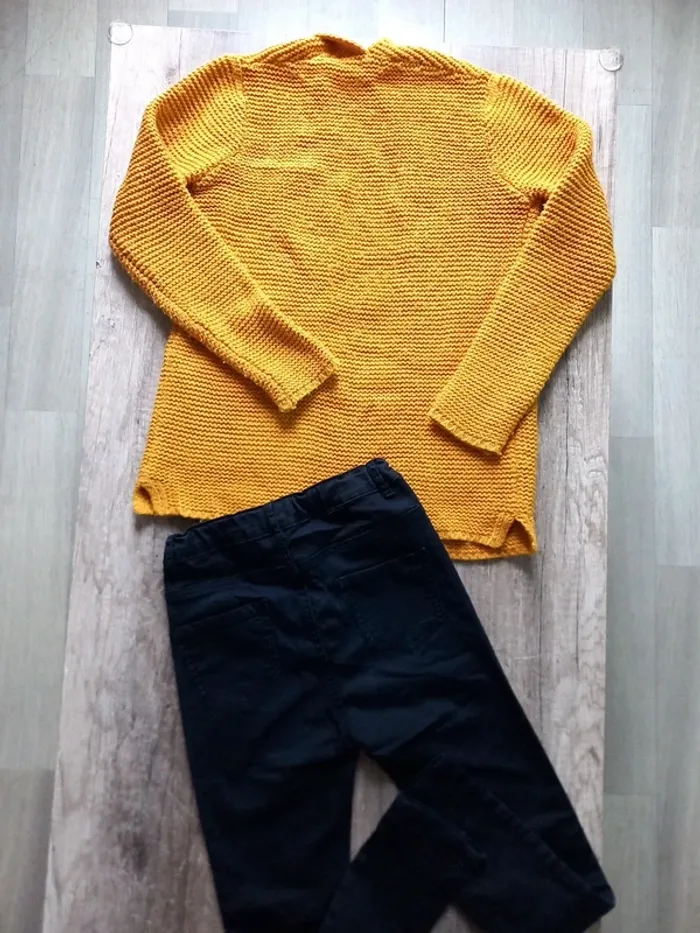 Ensemble gilet en laine et jeans noir 8 ans - photo numéro 6