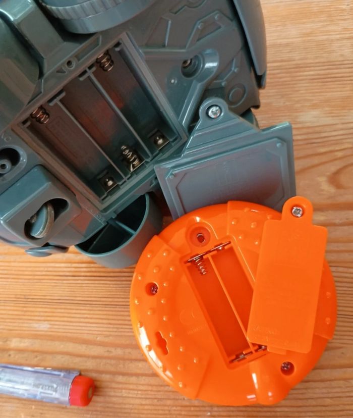 Première voiture télécommandée - photo numéro 3