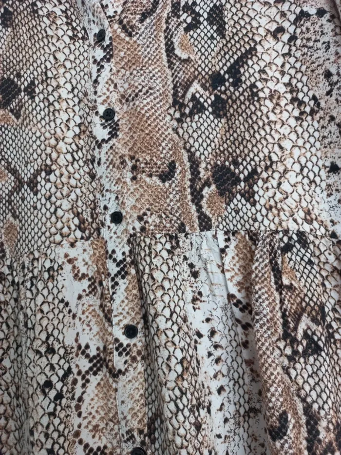 Robe taille 38 Stradivarius - photo numéro 6