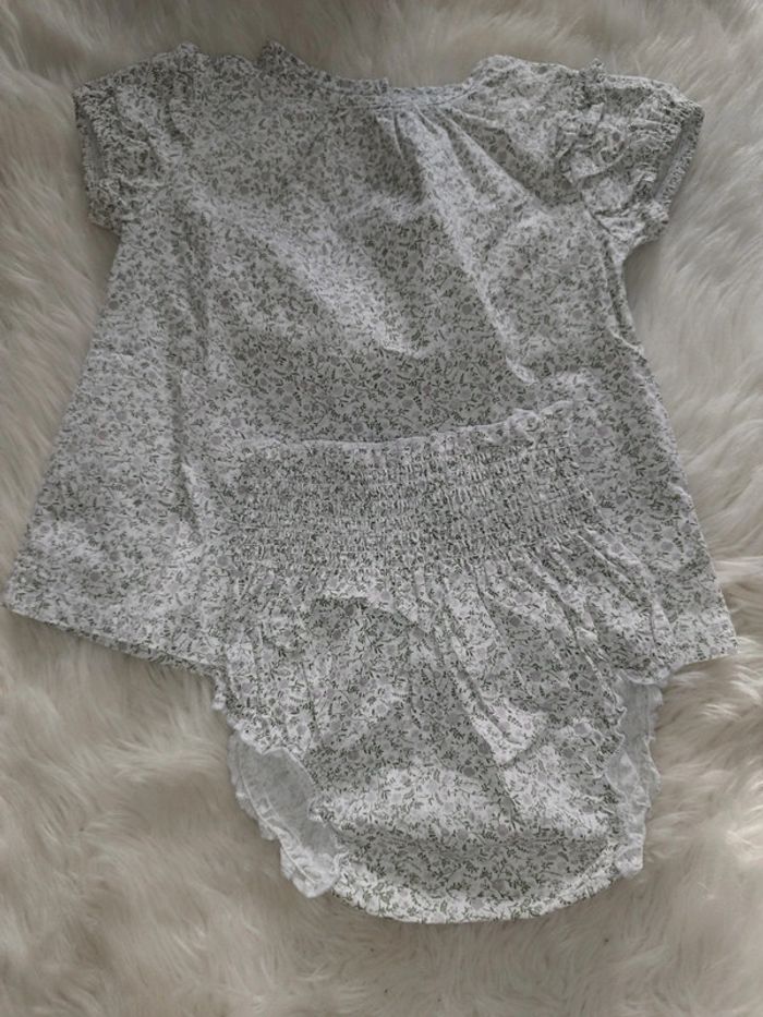 Robe fleurie bébé fille